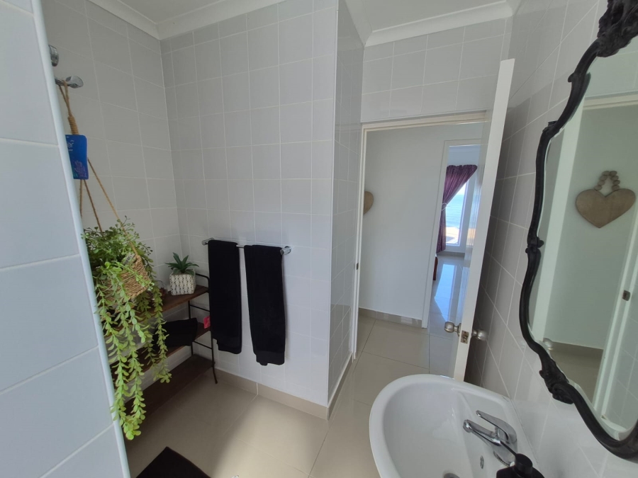 5 Bedroom Property for Sale in Dana Bay Western Cape